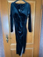 Kleid Samt Schwarz Größe S / M NEU mit Glitzer Hessen - Volkmarsen Vorschau