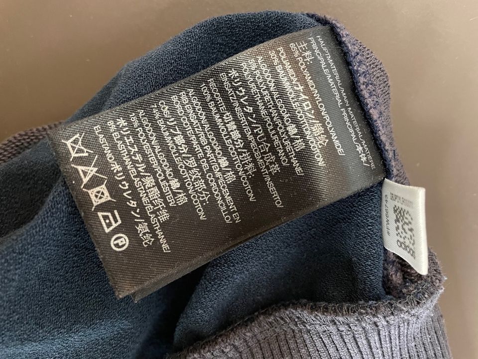 Y3 Yamamoto Sweatshirt, neuwertig, Größe L in Hamburg