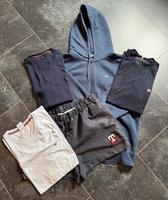 Tommy Hilfiger Sweatjacke, T‘Shirts und Badehose in L & XL. Thüringen - Gössitz Vorschau