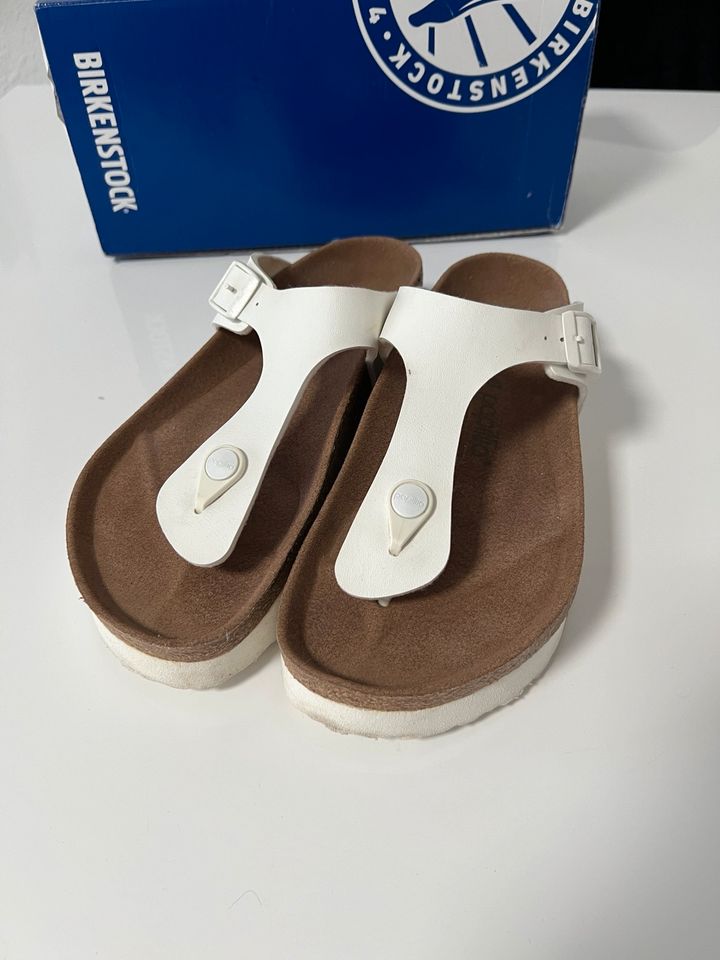 Birkenstock Papillio Gizeh Plateau Platform in Bochum