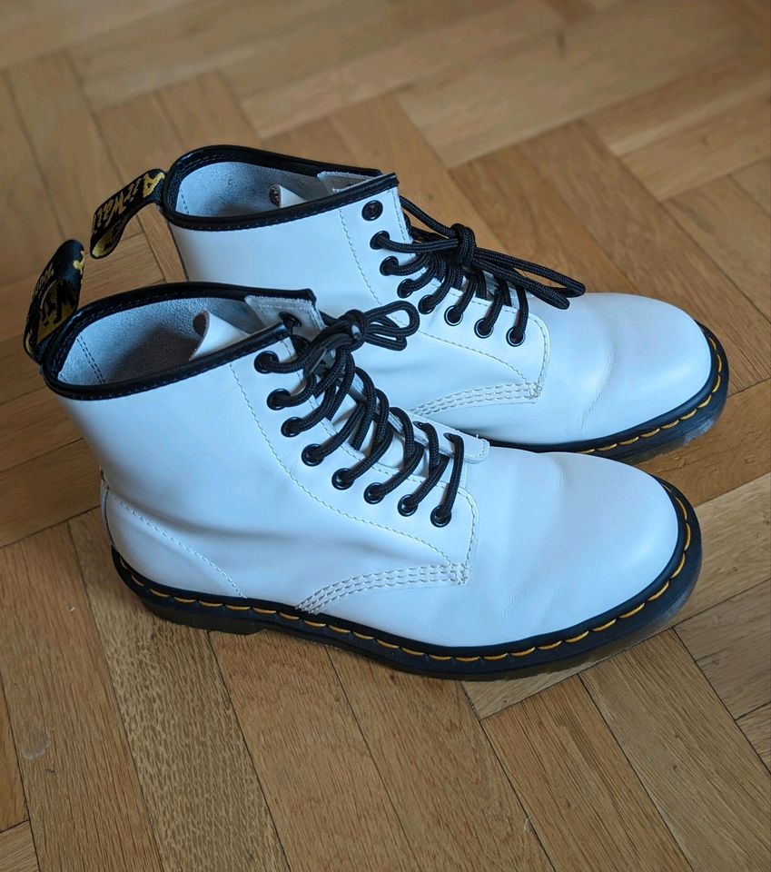 Dr. Martens Boots Stiefel Gr. 39/39,5 weiß in Dresden