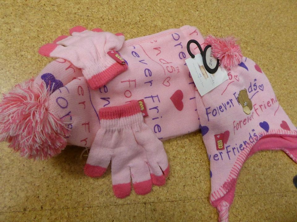 NEU - Set aus Mütze/Schal/Handschuhe 2-6 J. friends forever in Rostock