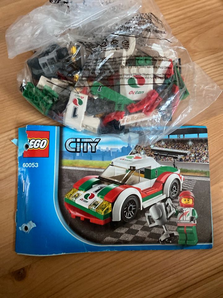 Lego Rennwagen 60053  komplett in Kerben