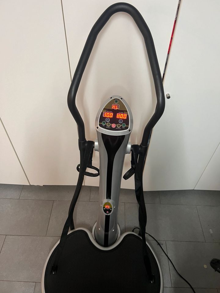 Vibrationsplatte Skandika Fitness in Köln