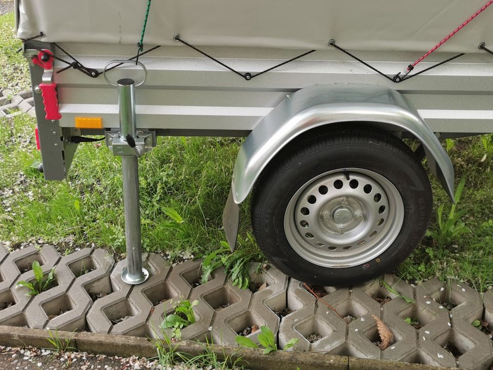 STEMA 850 kg 100km Anhänger auflaufgebremster mit Stoßdämpfer und in Schwarzenbruck