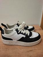 Schuhe / Freizeitschuhe Mädchen H & M gr 34 Bayern - Hersbruck Vorschau