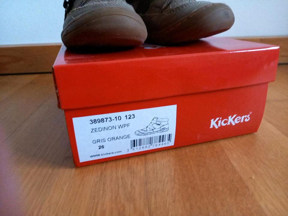 Kickers Halbschuhe Lederschuhe Gr 26 in Berlin