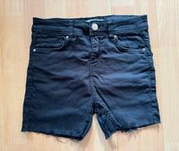 Kurze Jeans von Bershka gr. 34 bzw. 152/158 Nordrhein-Westfalen - Troisdorf Vorschau