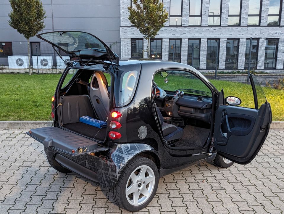 Smart ForTwo Pulse - seltene Lackierung- TOP in Remscheid