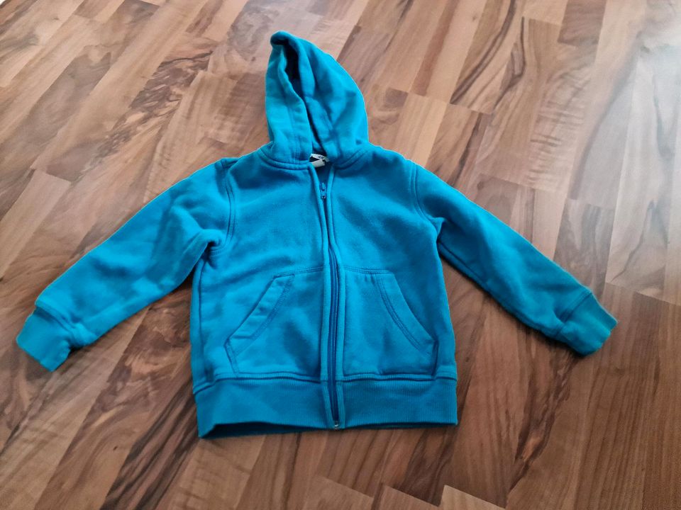 Sweatjacke Gr. 98/ 104 von H&M in Mertingen