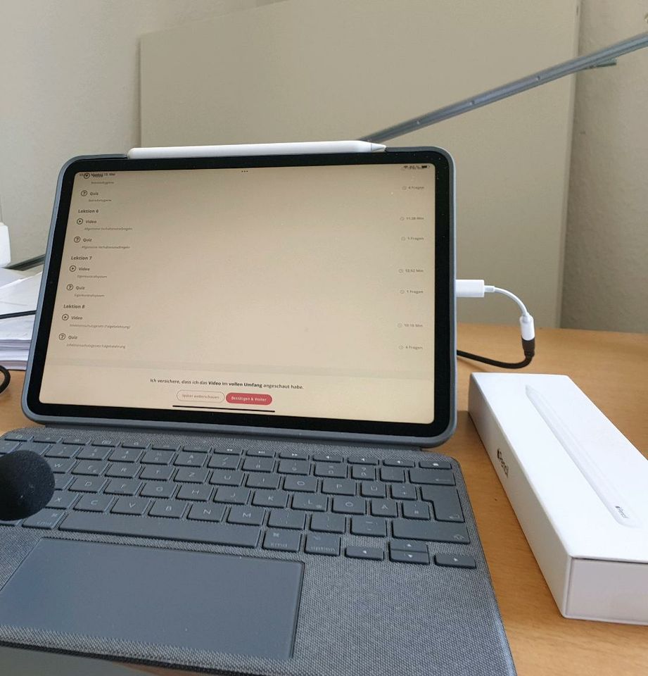 Ipad pro 2018 11 + ApplePen + Logitech Tastatur wie neu in Köln