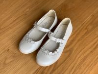 Primigi Ballerinas Kommunionsschuhe Gr. 33 weiß München - Bogenhausen Vorschau