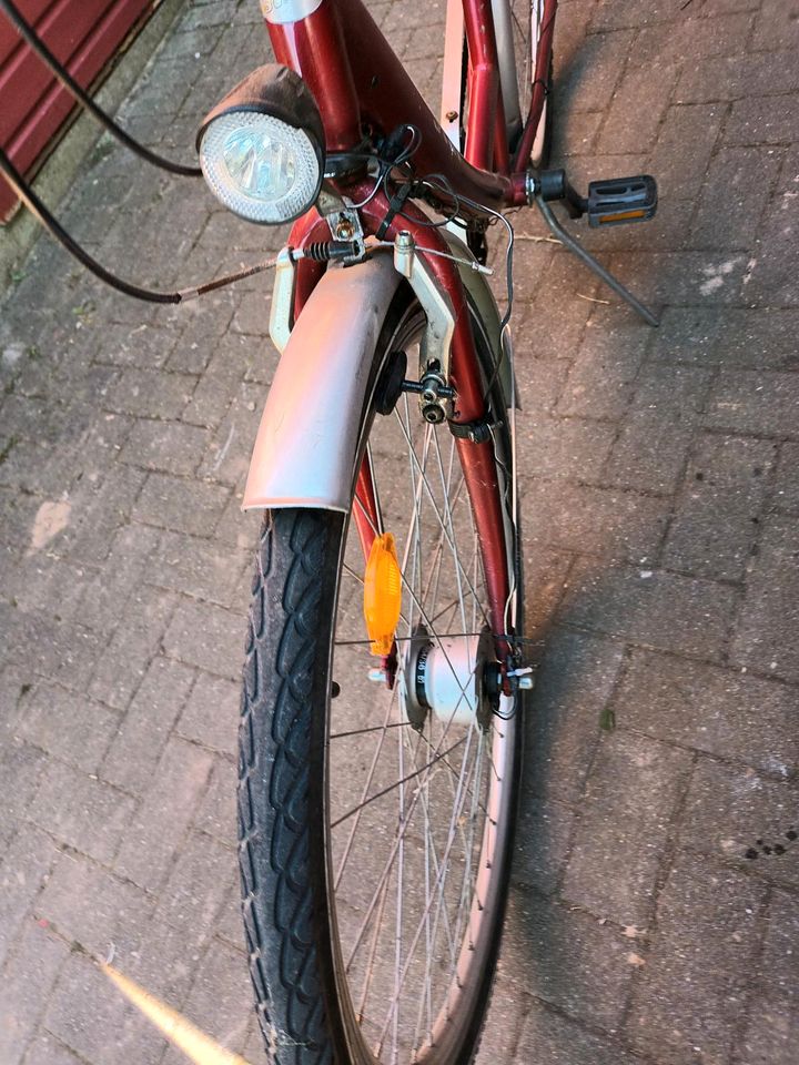 Damen und Herren Fahrrad  28-Zoll in Stadthagen