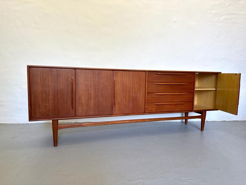 Heinrich Rienstenpat Teak Sideboard original 60er 70er Retro in Berlin