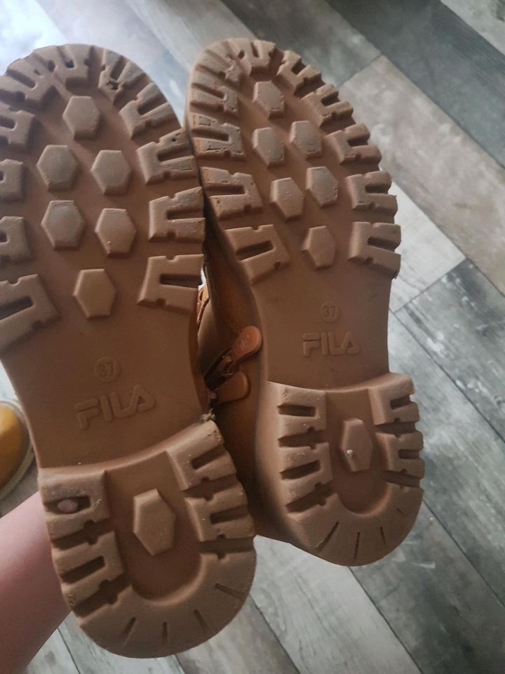 Fila Winterboots 37 in Duisburg