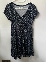 Hollister Kleid mit Blumenprint dunkelblau Bayern - Neu Ulm Vorschau