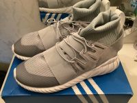 Neue Adidas Tubular Typ "Doom Winter" Baden-Württemberg - Eisingen Vorschau