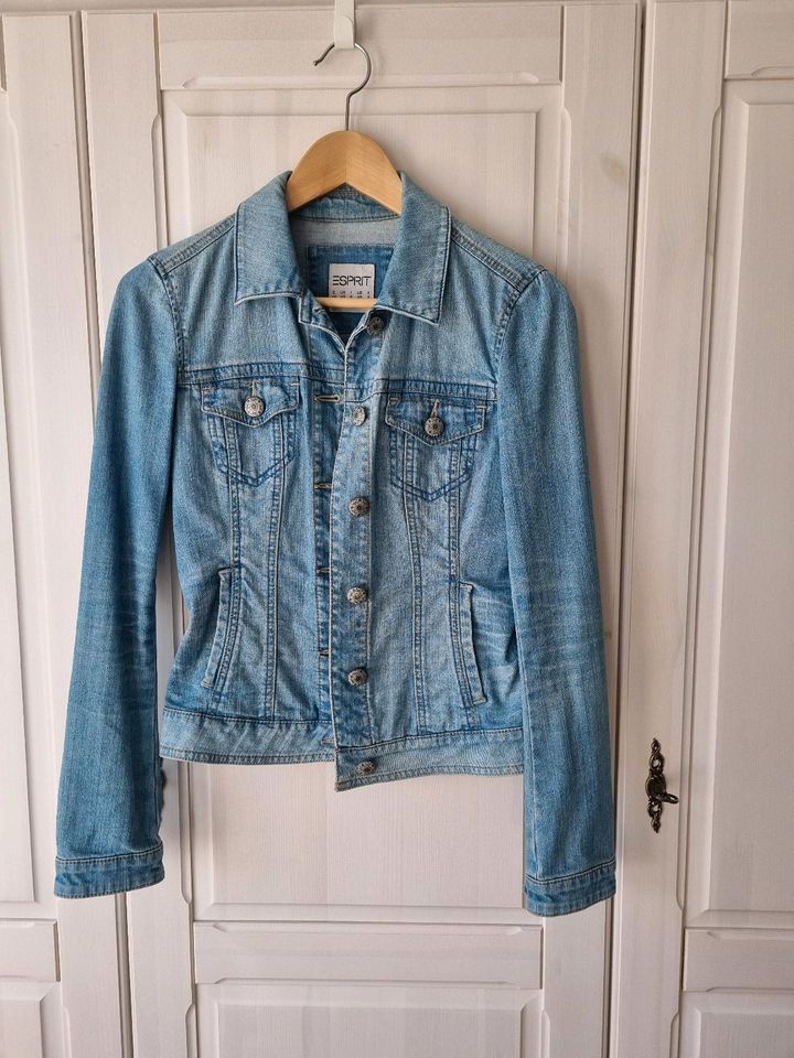 Esprit Jeans Jacke Jeansjacke XS in Rheinberg