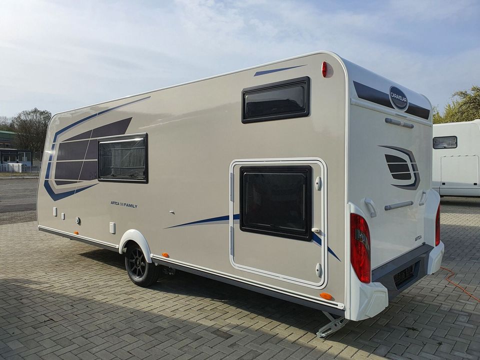 Caravelair Artica 586 Family Abverkauf Ausstellungswagen in Vellmar