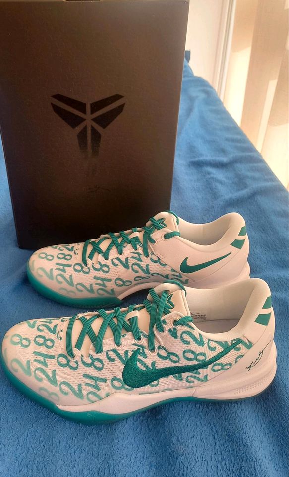 Nike Kobe 8 Protro Radiant Emerald EU 43 in Berlin