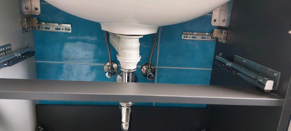 VIGOUR eleganter Waschbeckenunterschrank & Waschbecken 100cm weiß in Oberboihingen