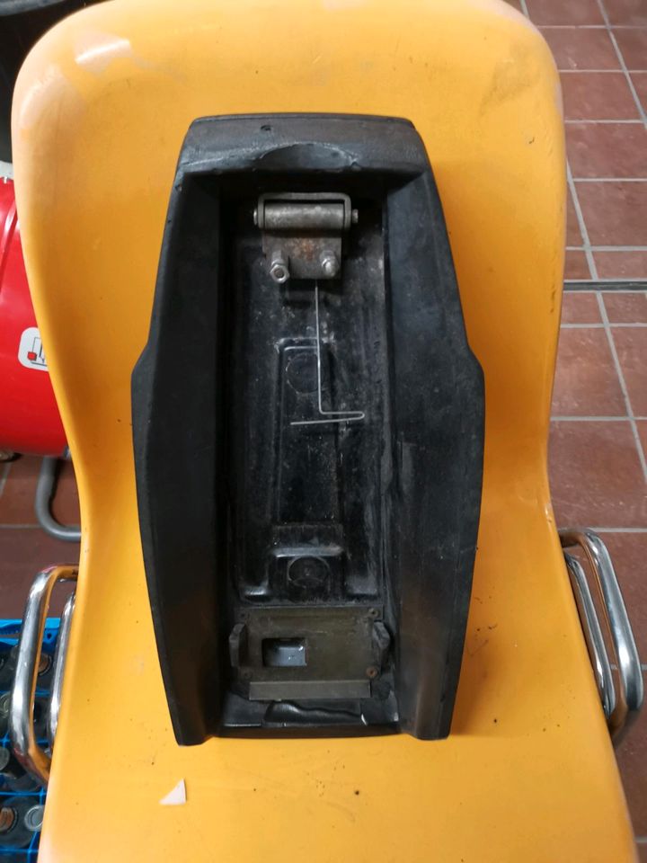 Atala Rizzato Master 2 Sitzbank Mofa Moped in Königsbrunn