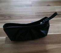 Kosmetiktasche schwarz NEU 18cm lang Sachsen - Riesa Vorschau