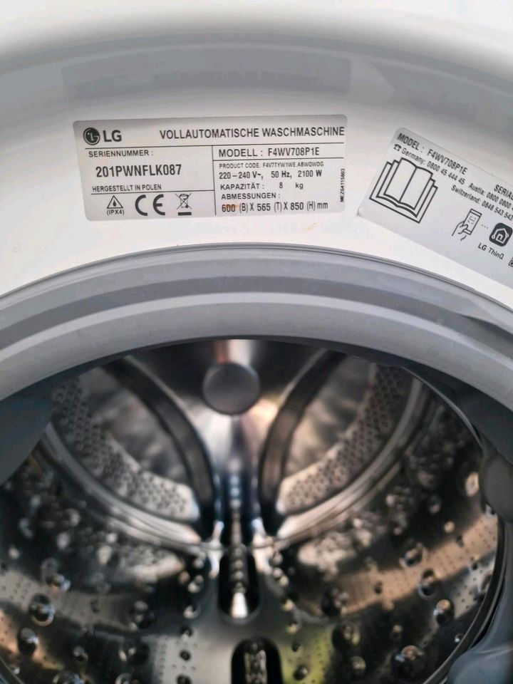 LG Thinq  8 Kg Smart Inverter Waschmaschine1400 U/min in Nürnberg (Mittelfr)