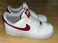 Nike Air Force 1 in weiß/rot, Gr. 39 Saarland - Saarwellingen Vorschau