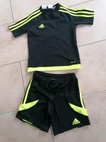 Trainingsshirt mit Hose Kinder Bayern - Oberding Vorschau