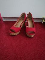 **ALLES MUSS RAUS** elegante Peeptoes rot 37 Brandenburg - Schwarzheide Vorschau