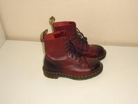 Dr. MARTENS, Orig. Bordeauxrot Schnürstiefel Gr. 37 / Zustand gut Köln - Weidenpesch Vorschau