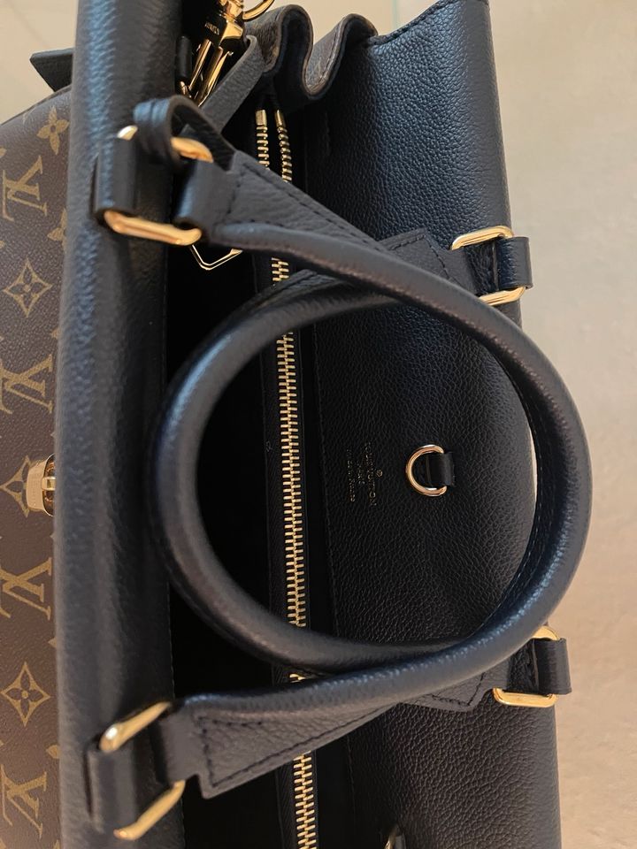 Louis Vuitton Schultertasche / Modell: VENUS in Abensberg