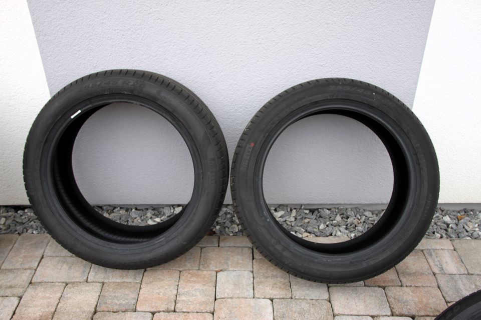 Komplettsatz Pirelli Sommerreifen (neu) 235/50 bzw. 255/45 R20 in Gundelsheim