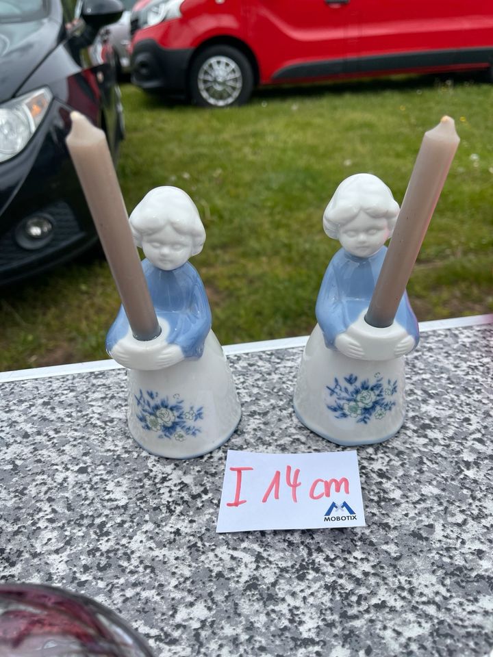 2 tolle Porzellan Kerzenständer Mädchen blau weiß in Bexbach