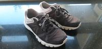 Reebok Sportschuhe Gr. 37,5 / US 7 Bayern - Stein Vorschau