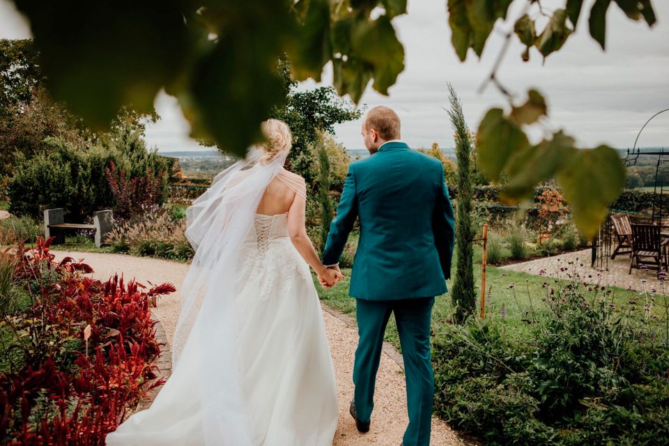 Hochzeitskleid Gr. 34 - 40 / Glitzertüll Prinzessinnenkleid in Langenau