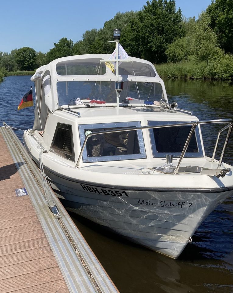 Sportboot, Angelboot, Kajütboot inkl. Trailer in Otterndorf