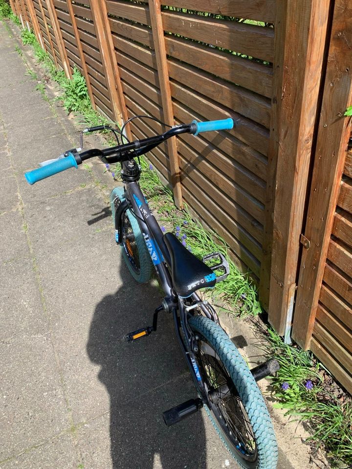 deTOX BMX 16 Zoll Fahrrad Freestyle Kinder BMX Kinderad in Lübeck