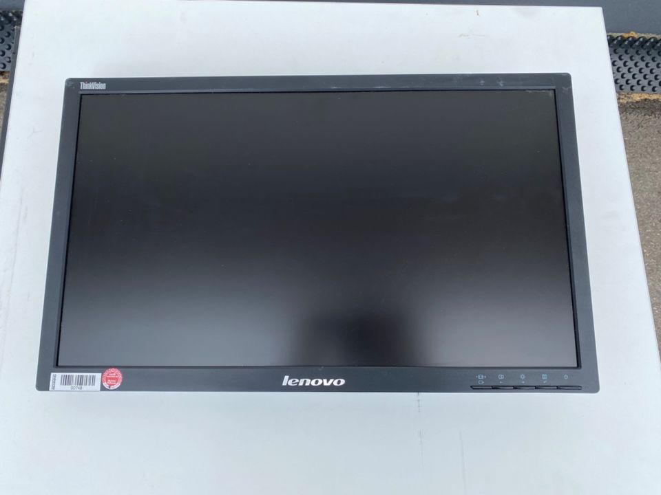 Lenovo ThinkVision Pc-Monitor 23" zoll in Seeg