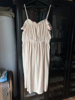 H&M Crêpe Kleid Beige Spaghettiträger NEU Gr. 48 50 Bayern - Ebermannstadt Vorschau