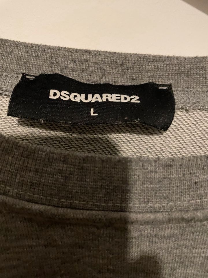 dsquared Pulli fällt m aus in Duisburg