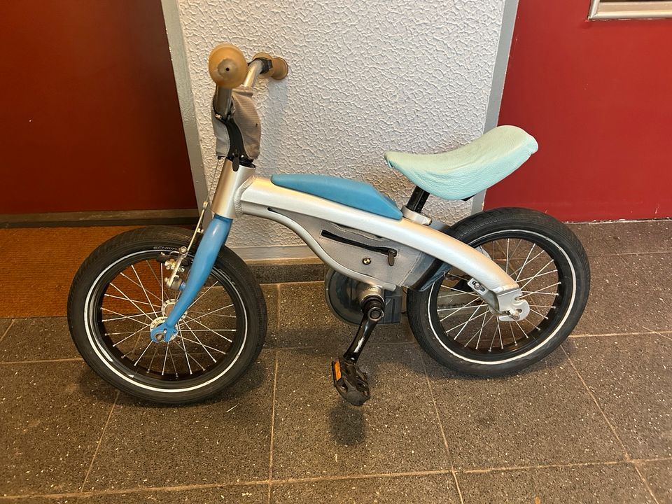 BMW Kidsbike Kids Bike Kinderfahrrad keine Kratzer Sattel neu in Berlin