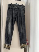 Desigual Jeans schwarz / dunkelgrau Gr. 24 München - Au-Haidhausen Vorschau