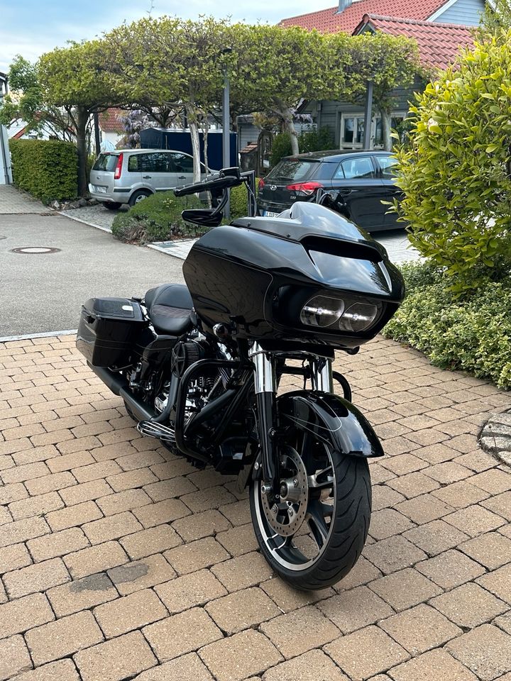 Harley Davidson Road Glide 103cui in Balzheim