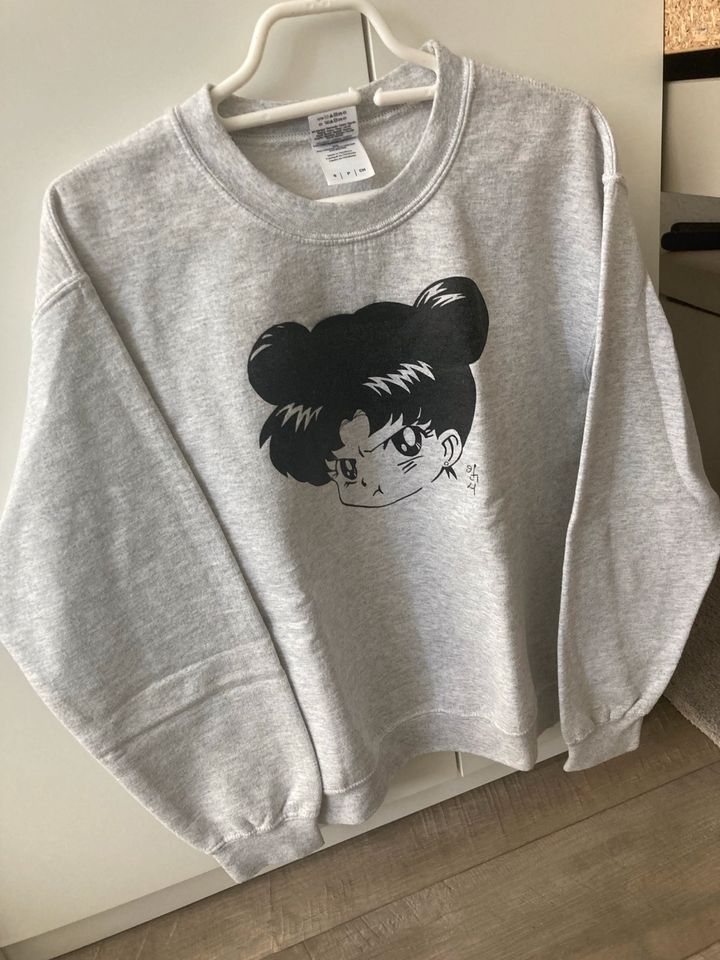 Sailor Moon Sweater in Leipzig