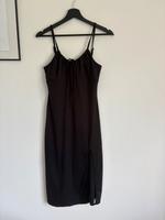 Hollister Kleid Midi Schwarz Gr. S Hessen - Bad Vilbel Vorschau