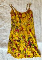 LAURA BIAGIOTTO mega schönes Vintage Kleid 100% Seide I42 / S Baden-Württemberg - Plochingen Vorschau
