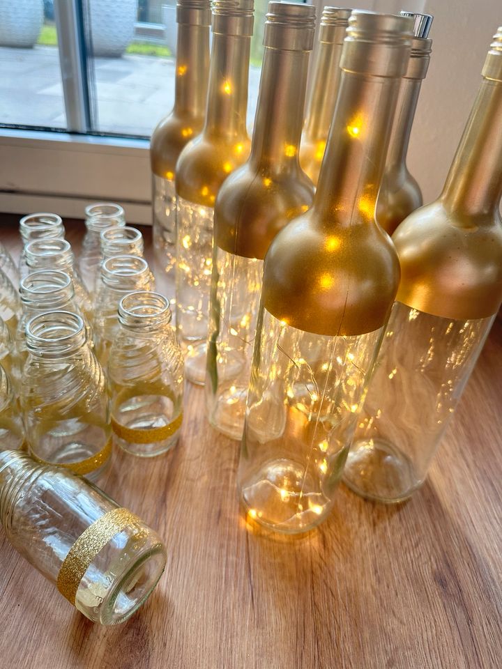 Hochzeit Deko Gold Flaschen Lichterkette Tischdeko Feier Party in Reinbek