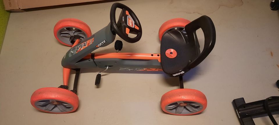 BERG Pedal-Gokart Reppy Racer mit Soundbox in Elmshorn